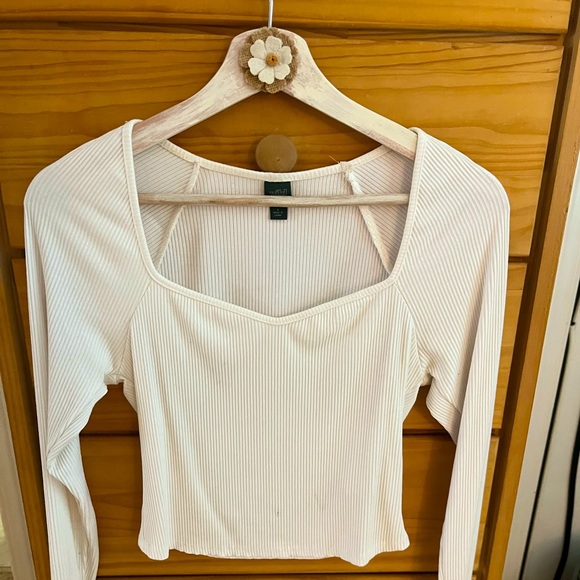 wild fable Tops - WILDFABLE. White ribbed long sleve!!